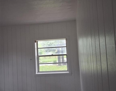 209 Bayshore Drive - Photo Thumbnail 18