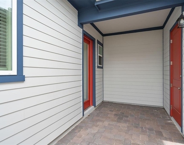 6573 Quest Street - Photo Thumbnail 7