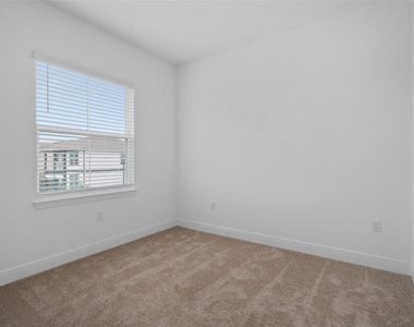 6573 Quest Street - Photo Thumbnail 17