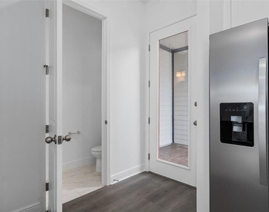 6573 Quest Street - Photo Thumbnail 5