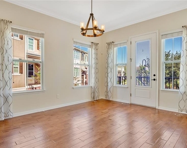 921 Taramundi Drive - Photo Thumbnail 19