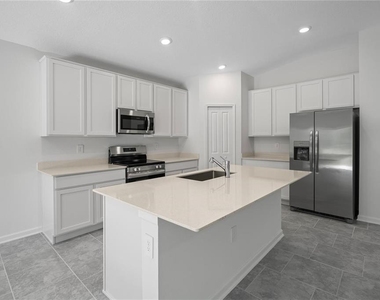 4819 Worchester Drive - Photo Thumbnail 6