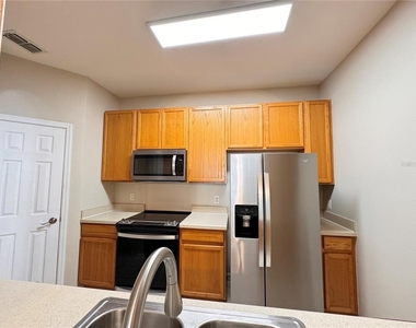 6214 Stevenson Drive - Photo Thumbnail 2