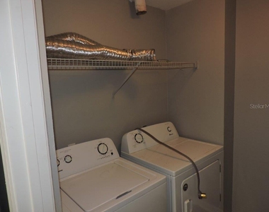 5542 Metrowest Boulevard - Photo Thumbnail 8
