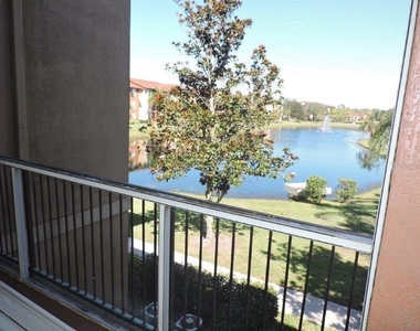 5542 Metrowest Boulevard - Photo Thumbnail 5