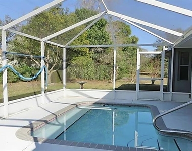 2534 N Brentwood Circle - Photo Thumbnail 15