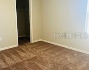 1005 Foreshore Lane - Photo Thumbnail 11