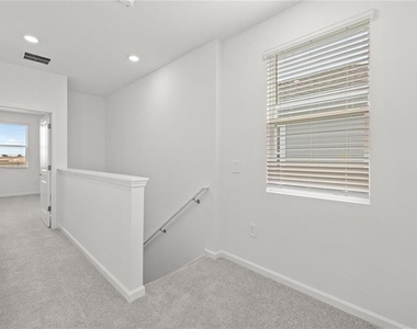 6028 Zen Way - Photo Thumbnail 10
