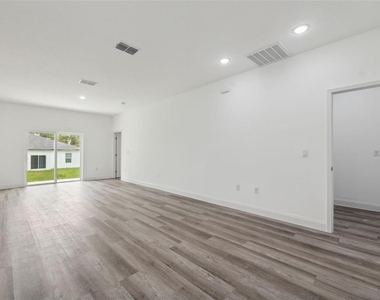 6062 Sw 154th Place Road - Photo Thumbnail 24