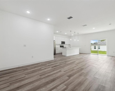 6062 Sw 154th Place Road - Photo Thumbnail 22