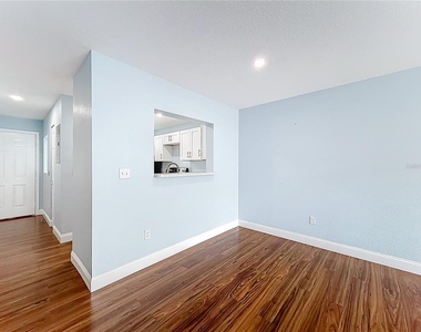 2260 Grenwich Avenue - Photo Thumbnail 12