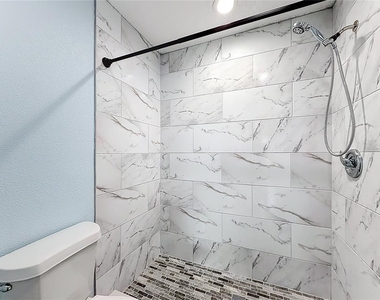 2260 Grenwich Avenue - Photo Thumbnail 29