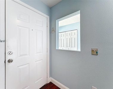 2260 Grenwich Avenue - Photo Thumbnail 2