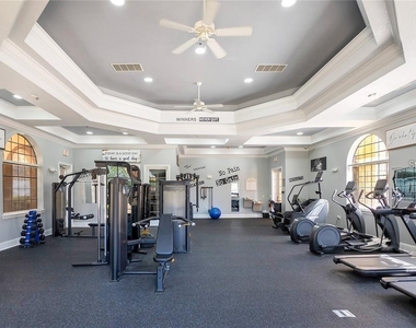 6119 Metrowest Boulevard - Photo Thumbnail 14