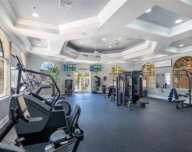 6119 Metrowest Boulevard - Photo Thumbnail 15