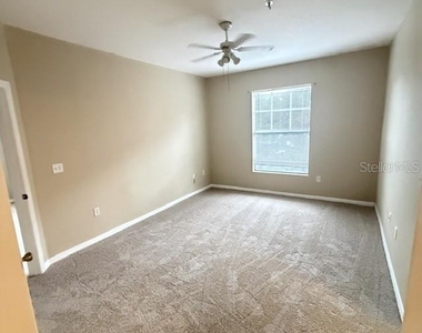 5536 Metrowest Boulevard - Photo Thumbnail 12