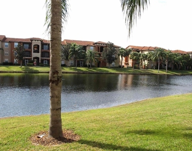 5536 Metrowest Boulevard - Photo Thumbnail 17