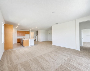 2244 Axel Street - Photo Thumbnail 4