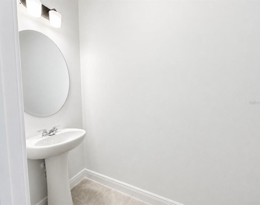 2244 Axel Street - Photo Thumbnail 15