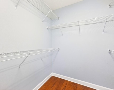 116 W 5th Street - Photo Thumbnail 22