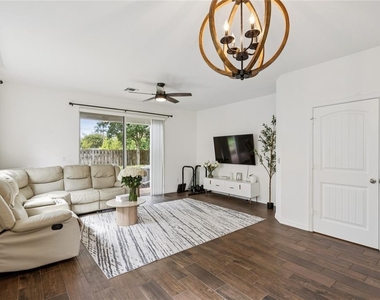 1169 Sepia Lane - Photo Thumbnail 7