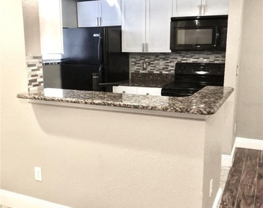 5108 Conroy Road - Photo Thumbnail 13