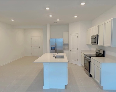 618 Poppy Lane - Photo Thumbnail 7