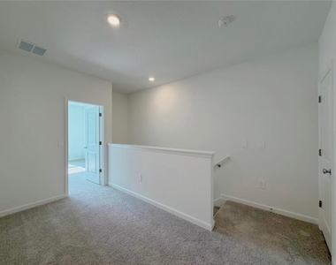 618 Poppy Lane - Photo Thumbnail 13