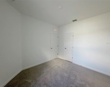 618 Poppy Lane - Photo Thumbnail 10