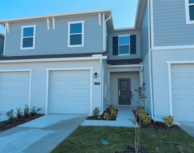 618 Poppy Lane - Photo Thumbnail 1