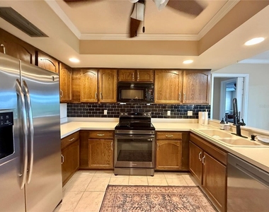 1739 Lake Marion Drive - Photo Thumbnail 2