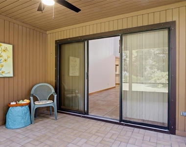 367 Castlewood Lane - Photo Thumbnail 25