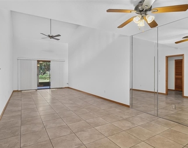 367 Castlewood Lane - Photo Thumbnail 9