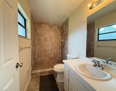 3136 Julia Court - Photo Thumbnail 9