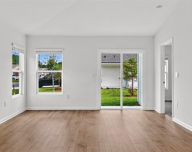863 Grand Reserve Drive - Photo Thumbnail 18