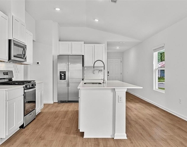 863 Grand Reserve Drive - Photo Thumbnail 16