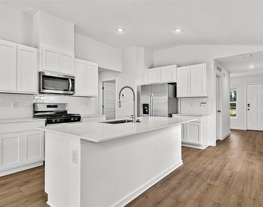 863 Grand Reserve Drive - Photo Thumbnail 6