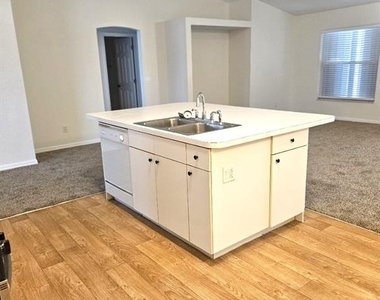 25173 Mercedes Drive - Photo Thumbnail 12