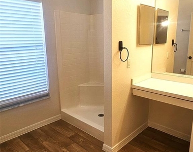 25173 Mercedes Drive - Photo Thumbnail 20