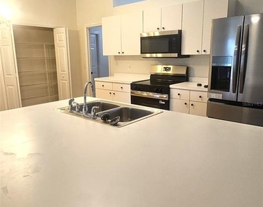 25173 Mercedes Drive - Photo Thumbnail 10