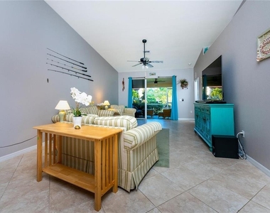 319 Monaco Drive - Photo Thumbnail 7