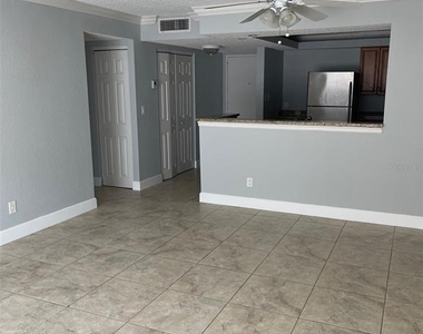 2755 Coconut Bay Ln Lane - Photo Thumbnail 4