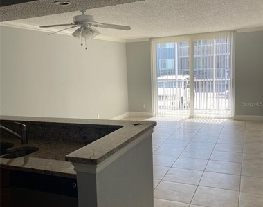 2755 Coconut Bay Ln Lane - Photo Thumbnail 3