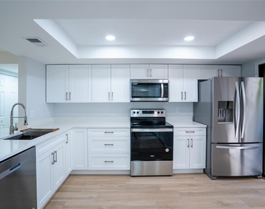 5797 Summer Side Lane - Photo Thumbnail 7