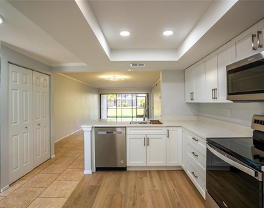 5797 Summer Side Lane - Photo Thumbnail 9