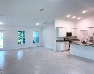 22376 Blanchard Avenue - Photo Thumbnail 16