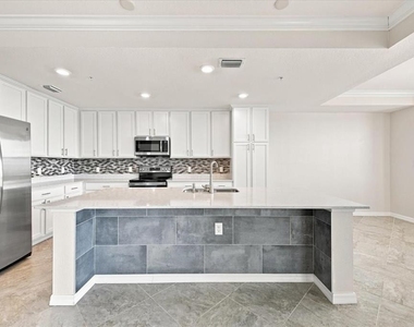 920 Tidewater Shores Loop - Photo Thumbnail 7