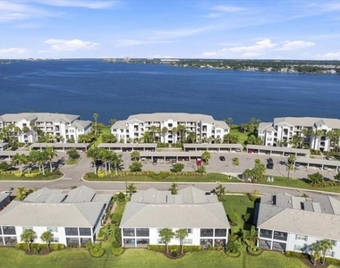 920 Tidewater Shores Loop - Photo Thumbnail 31