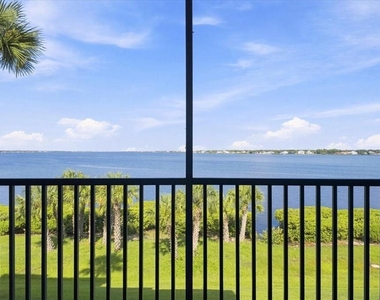920 Tidewater Shores Loop - Photo Thumbnail 13