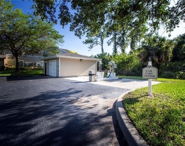 7405 Vista Way - Photo Thumbnail 20